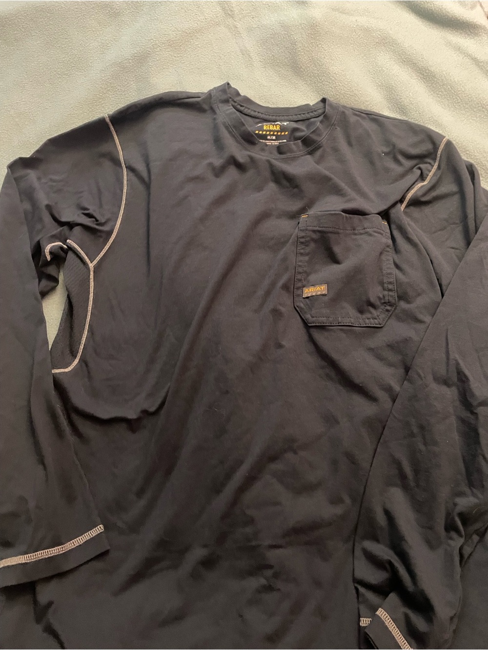 Ariat Long Sleeve Pocket Work Tee in Black with Contrast Stitching